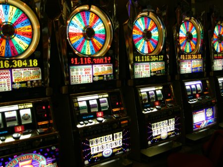 The Different Types of Casino Gambling Games