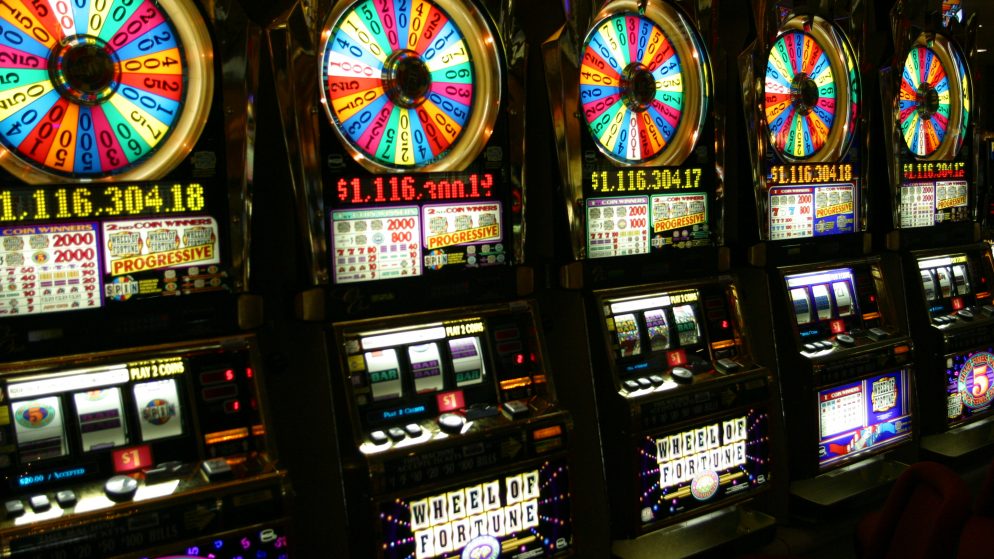 The Different Types of Casino Gambling Games